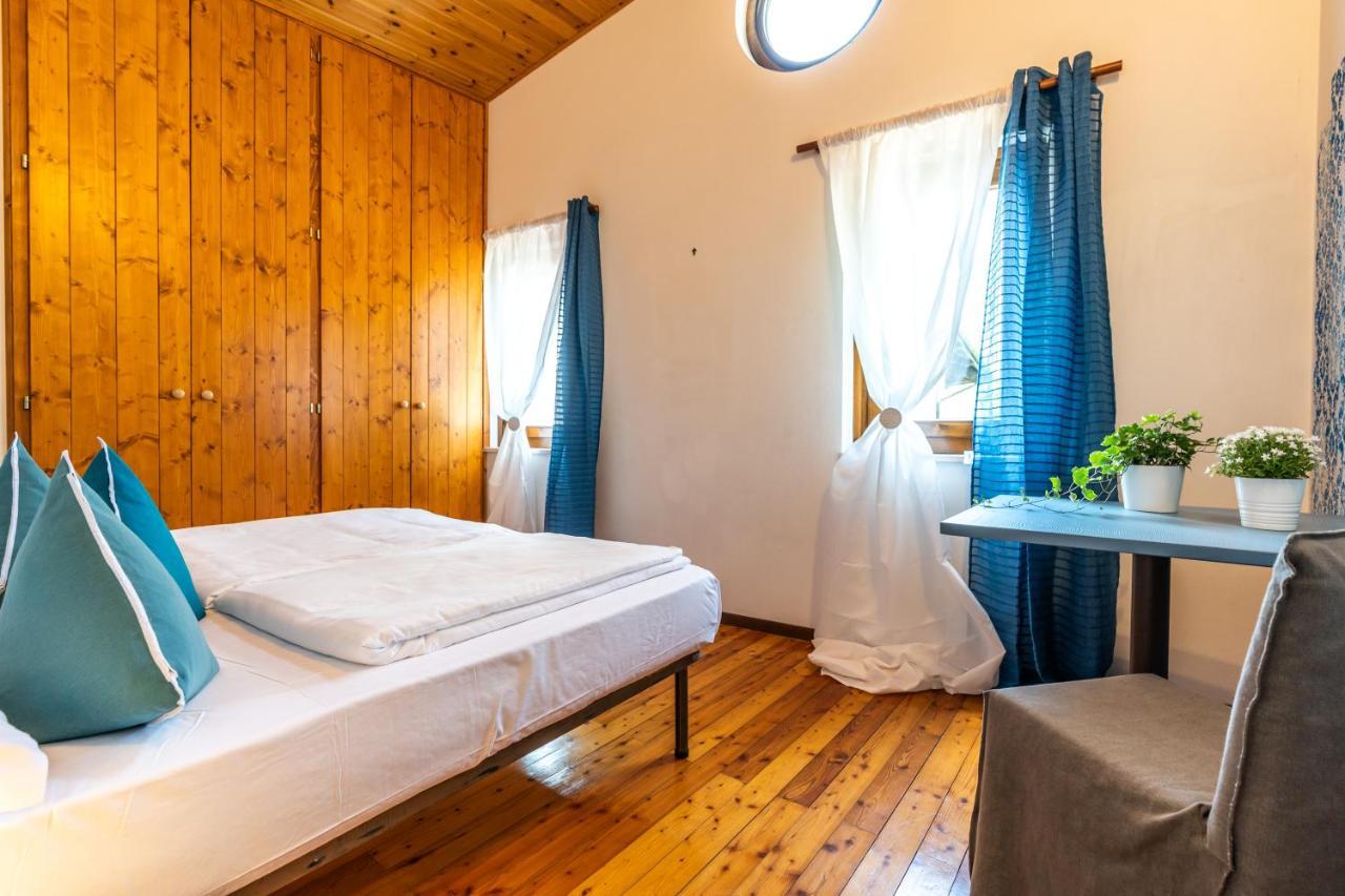 Sleep In Venzone Hotel Exterior photo
